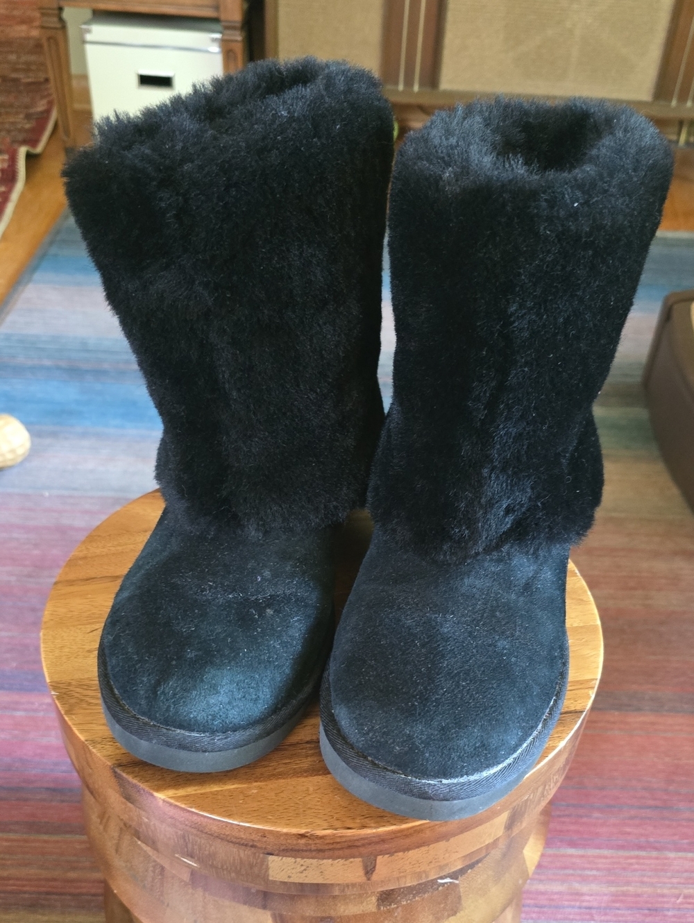BRAND NEW UGG Patten Black Plush Winter Boots Sz 9